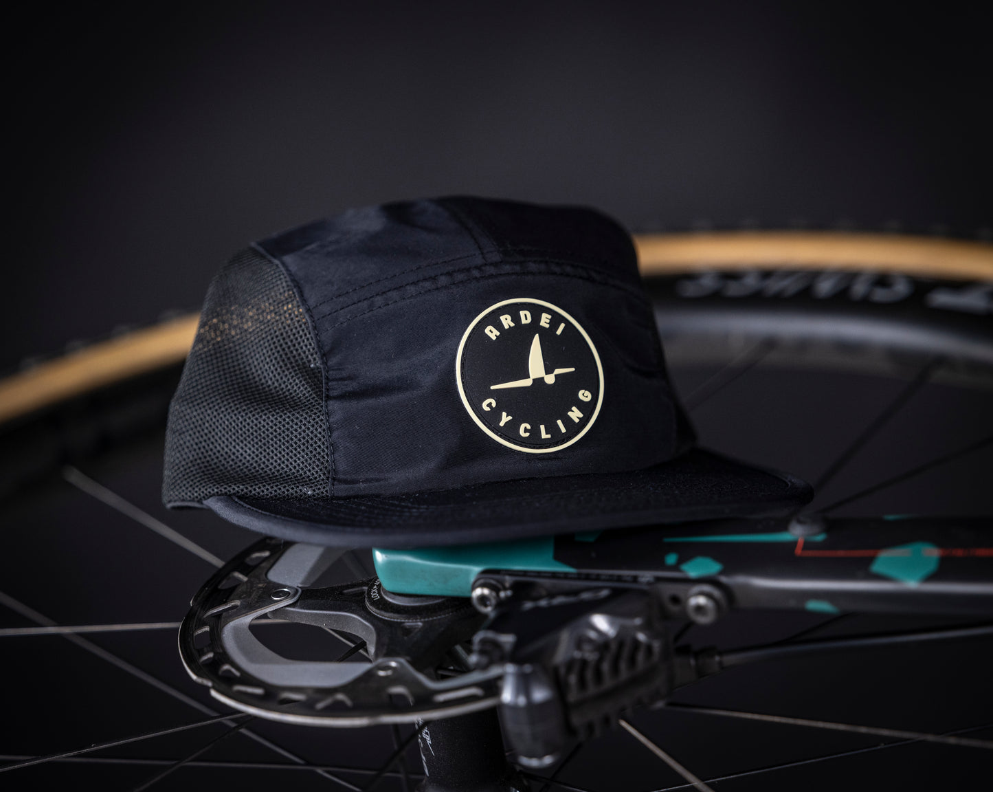 Ardei Performance Hat – Lightweight Mesh 5-Panel Cap (Black)