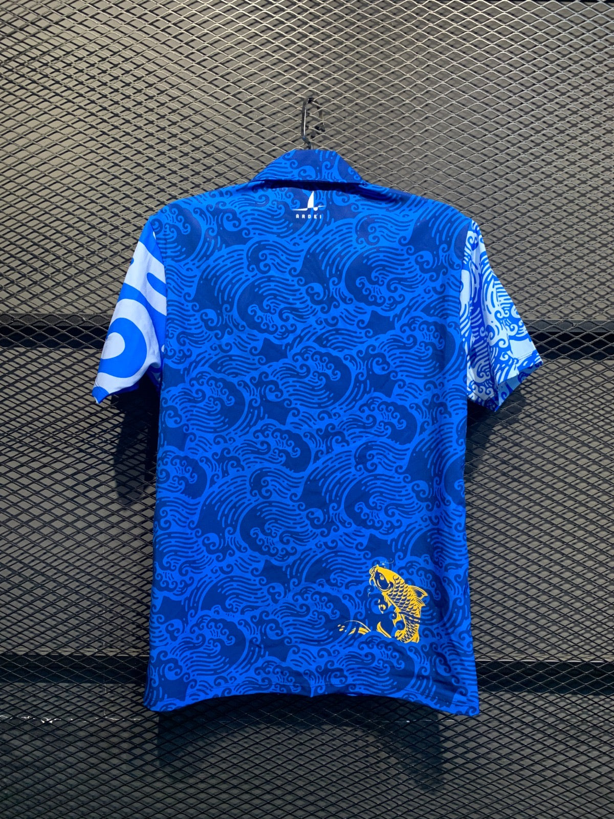 Tidebreaker - Cycling Party Shirt by Ardei